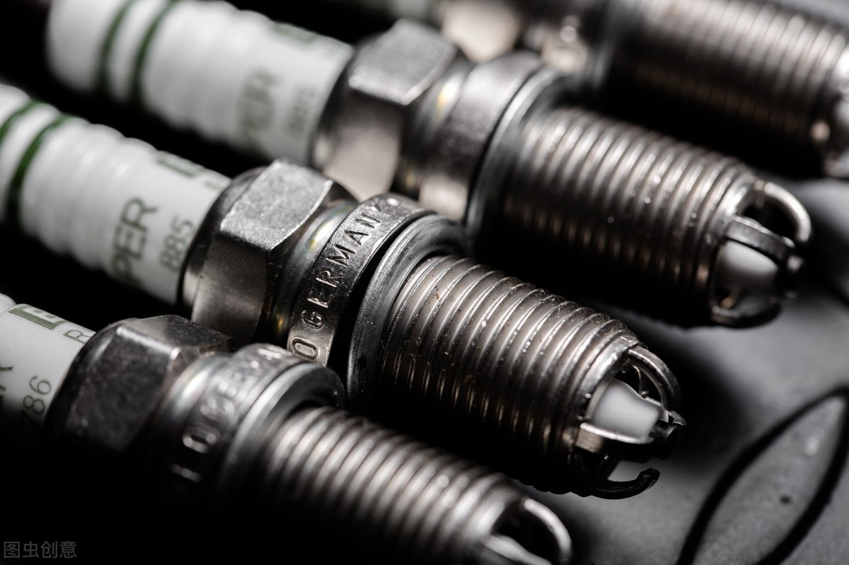 廢舊火花塞，提煉貴金屬，開啟財(cái)富新篇章！